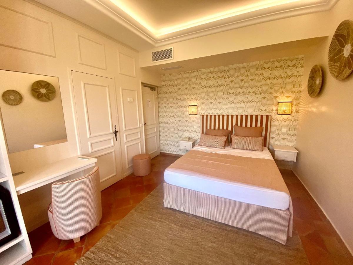 סן טרופז La Bastide Du Port - Hotel De Charme מראה חיצוני תמונה